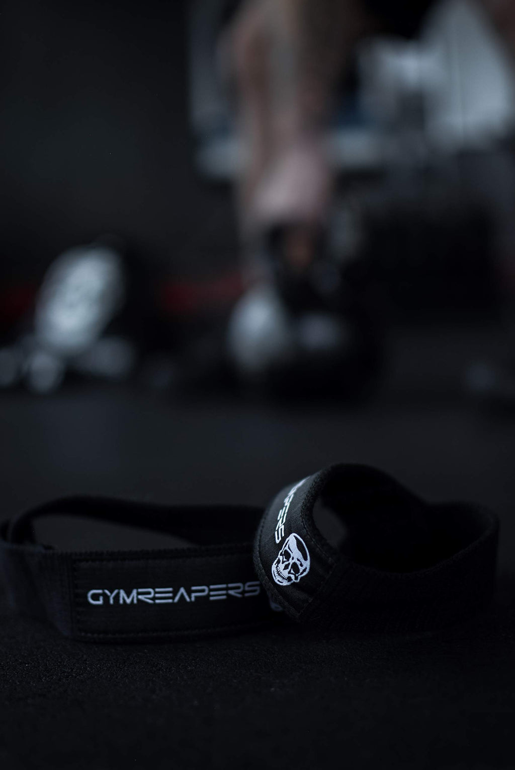 Gymreapers Lifting Wrist Straps for Weightlifting, Bodybuilding, Powerlifting, Strength Training, & Deadlifts - Padded Neoprene with 18" Cotton